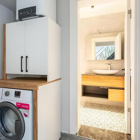 Emel Paradise * ムーラ