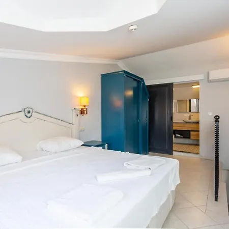 Emel Paradise * ムーラ