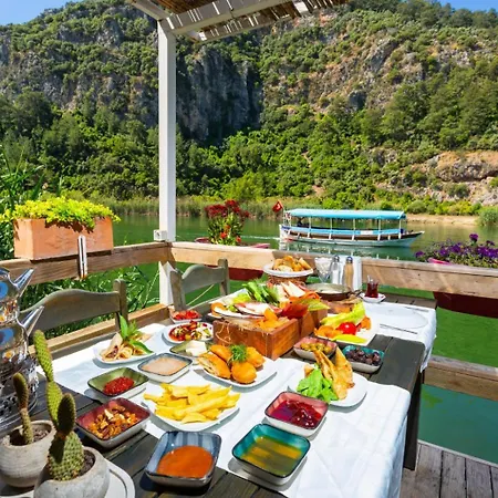 Holiday home Emel Paradise *