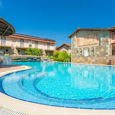 Emel Paradise Holiday home