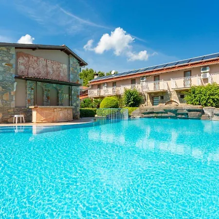 Holiday home Emel Paradise *